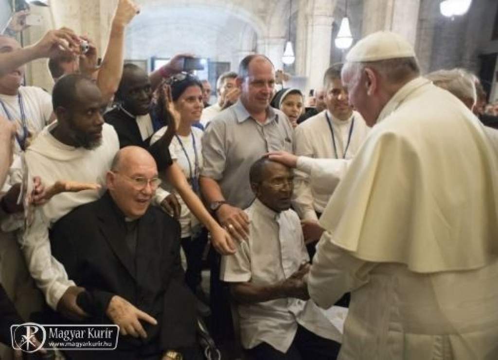 A pápa Havannában a papokhoz és szerzetesekhez: Ne féljetek a szegénységtől és az irgalmasságtól