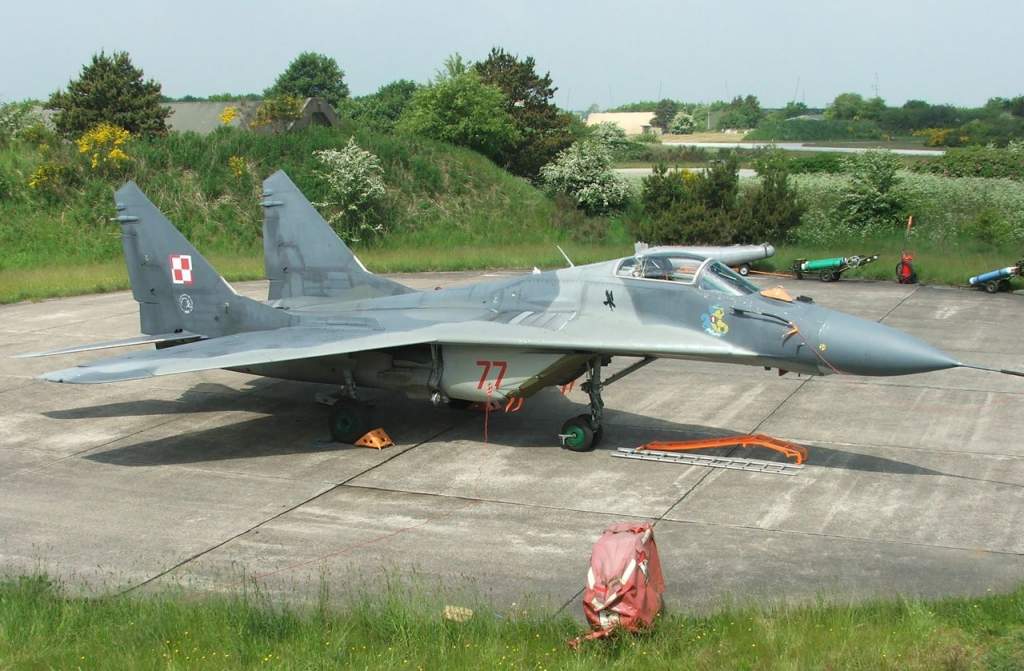 Repülési tilalom: veszélyes repedések a MiG-eken 