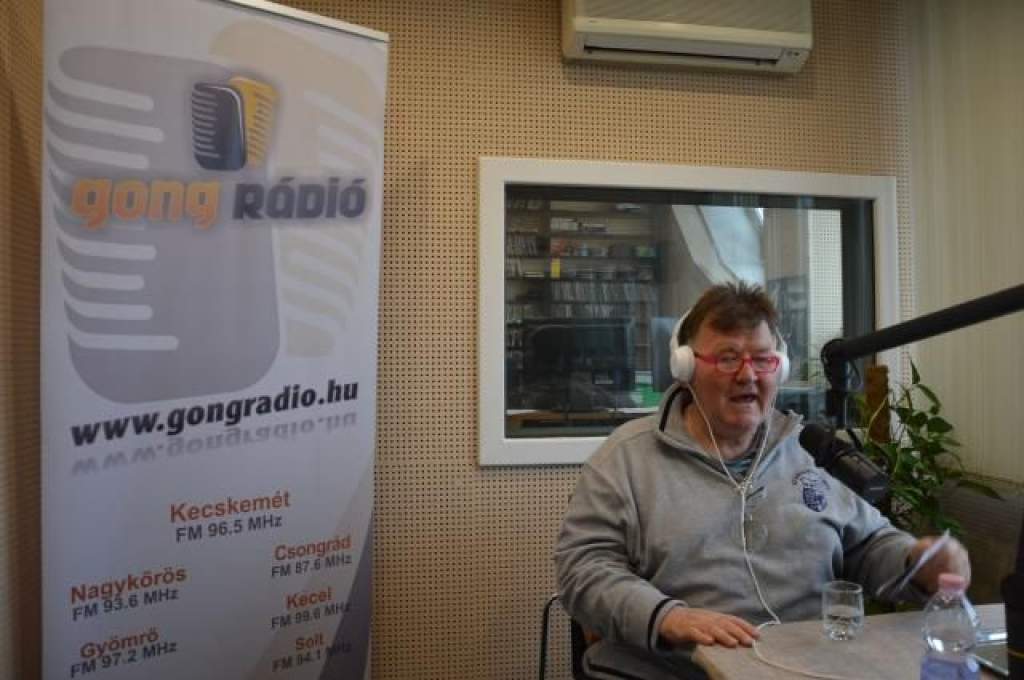 Charity News - József Farkas P. spoke about the upcoming events of the Wojtyla House on Radio Gong