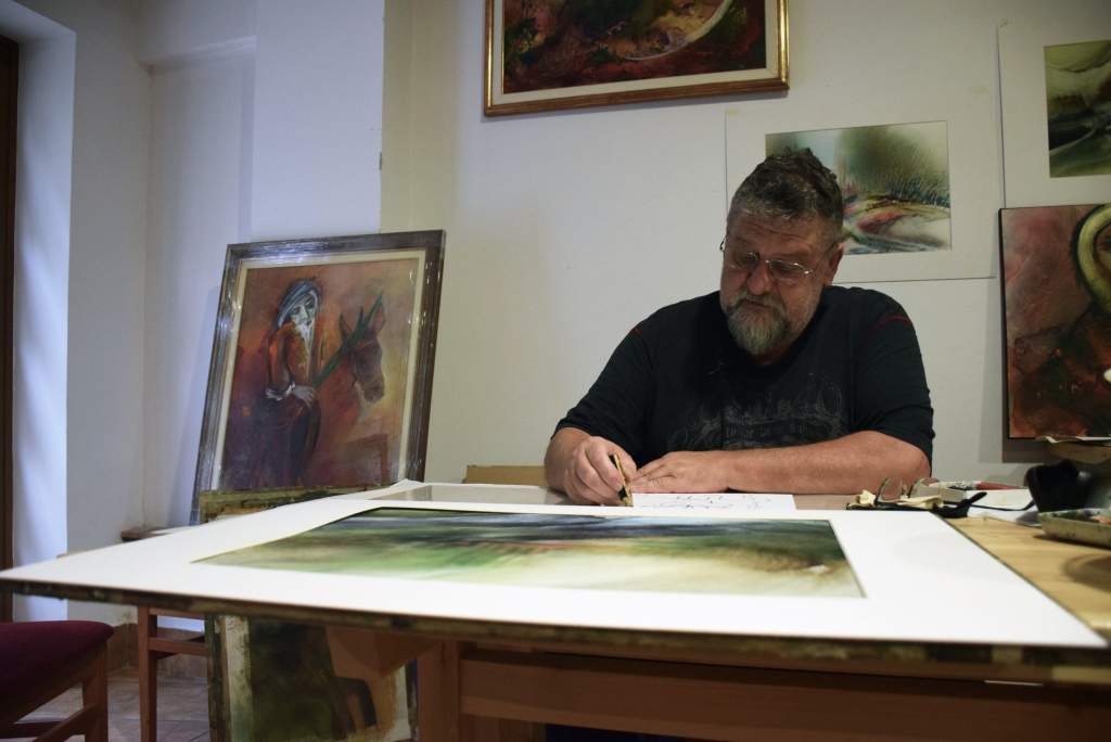 Kilenc festő dolgozik a császártöltési művésztelepen