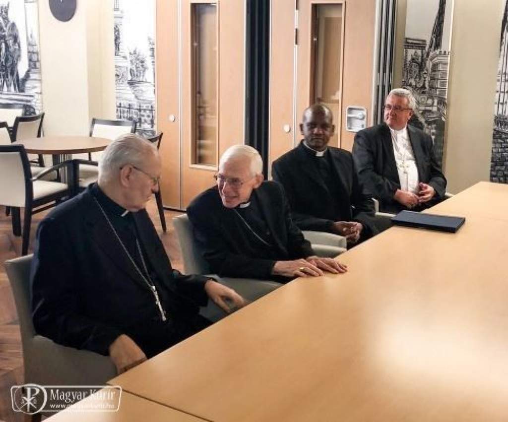 Magyarországra érkezett az új apostoli nuncius