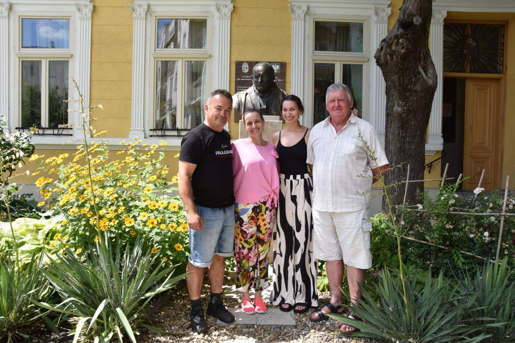 Ínyenc falatok Baltás Csaba és családja felajánlásával