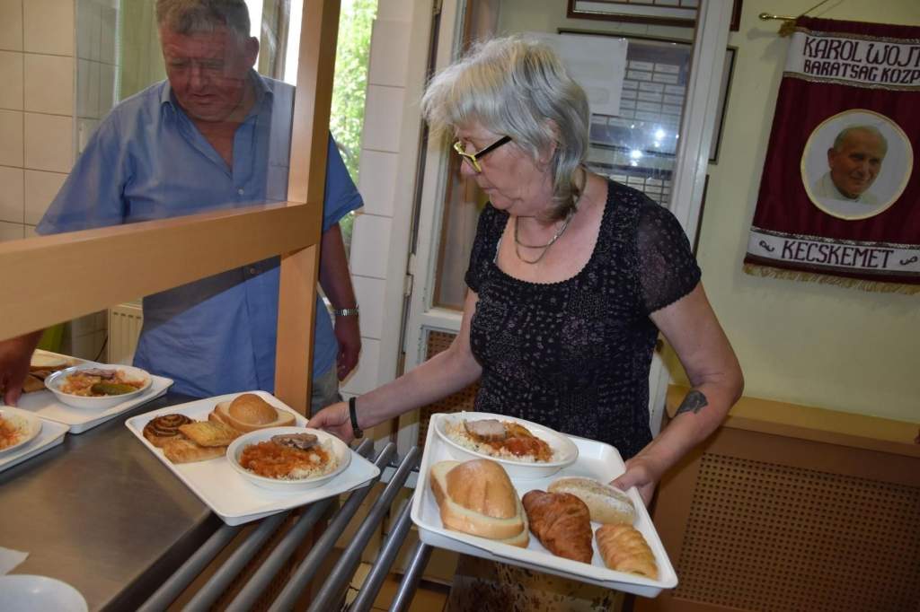 Bűdi Zsolt hívta ebédlőasztalhoz Kecskemét elesettjeit