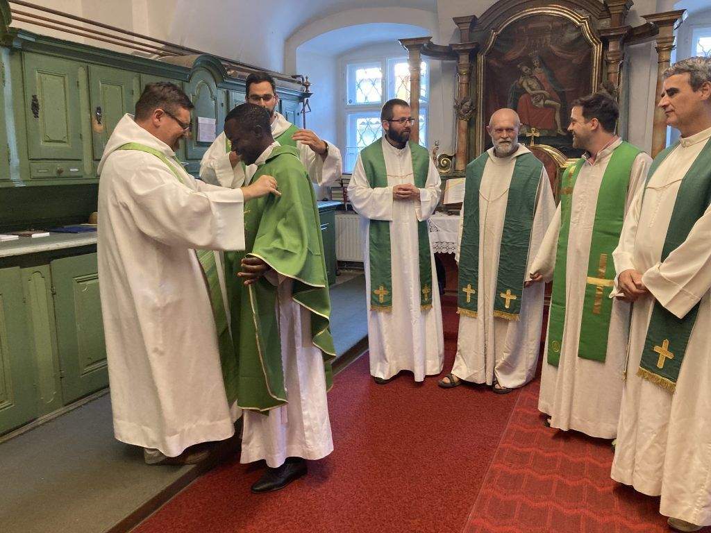 „Lábamat sziklára állította” – Újmise Kecskeméten, a piaristák éves szerzetesi találkozóján „Lábamat sziklára állította” – Újmise Kecskeméten, a piaristák éves szerzetesi találkozóján