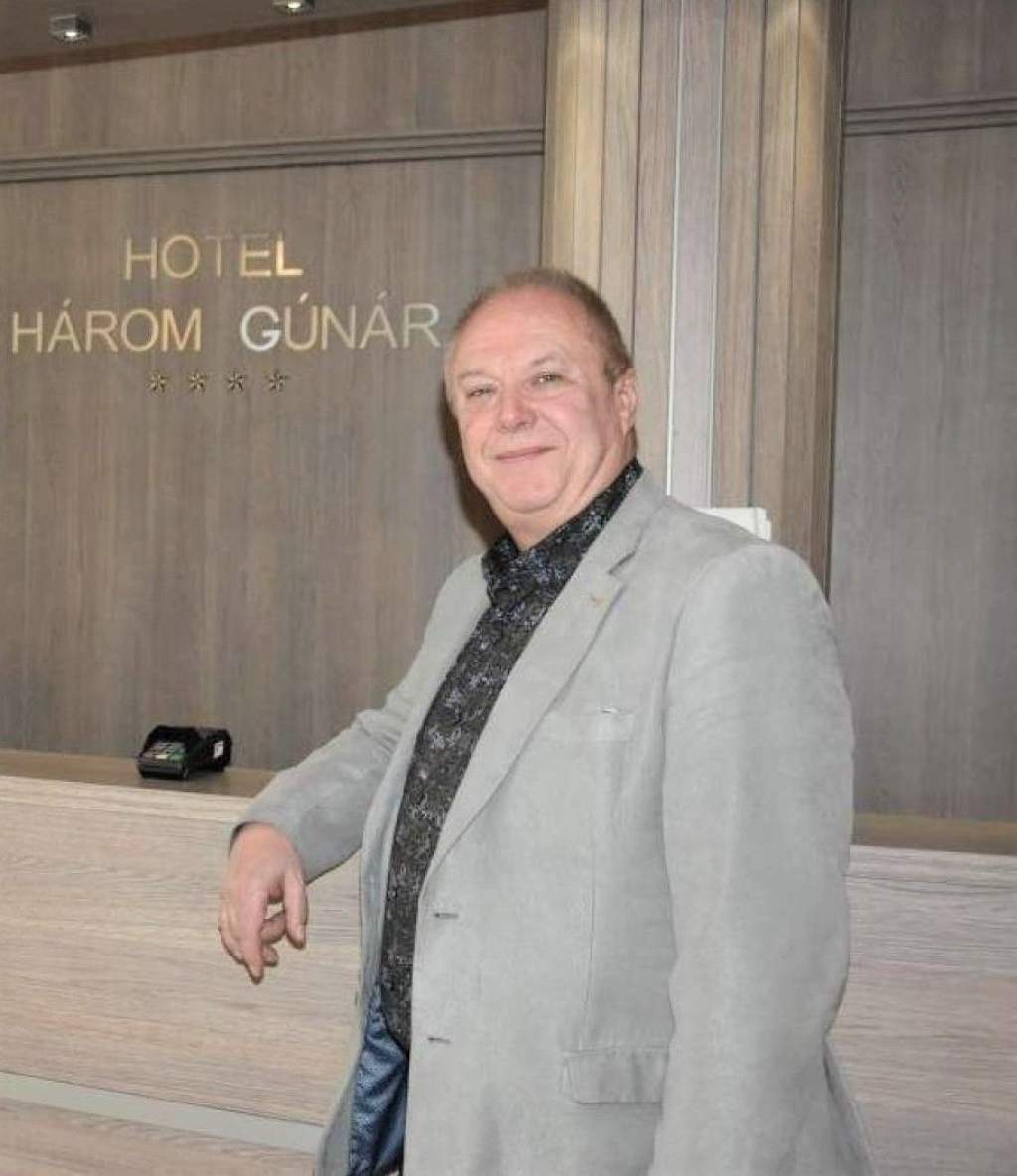 Bezár a Három Gúnár Étterem