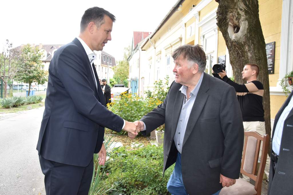 Húsz év szolgálat a közösségért: díjazták a Wojtyla Ház legnagyobb támogatóit
