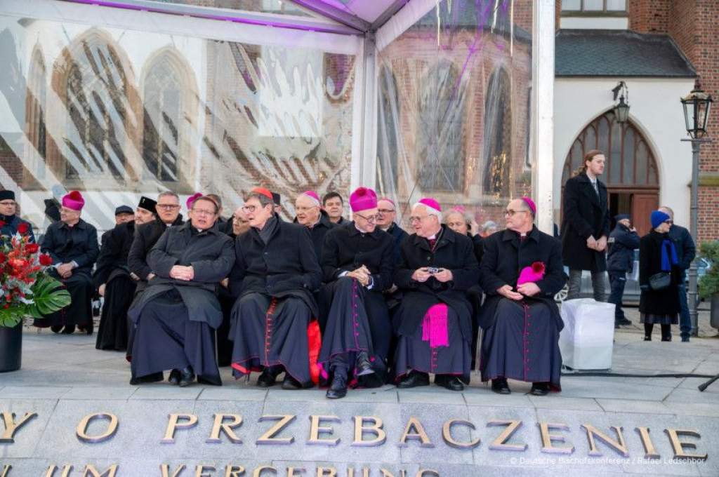 A lengyel és a német püspökök kiengesztelődést hozó levélváltására emlékeztek Wrocławban 