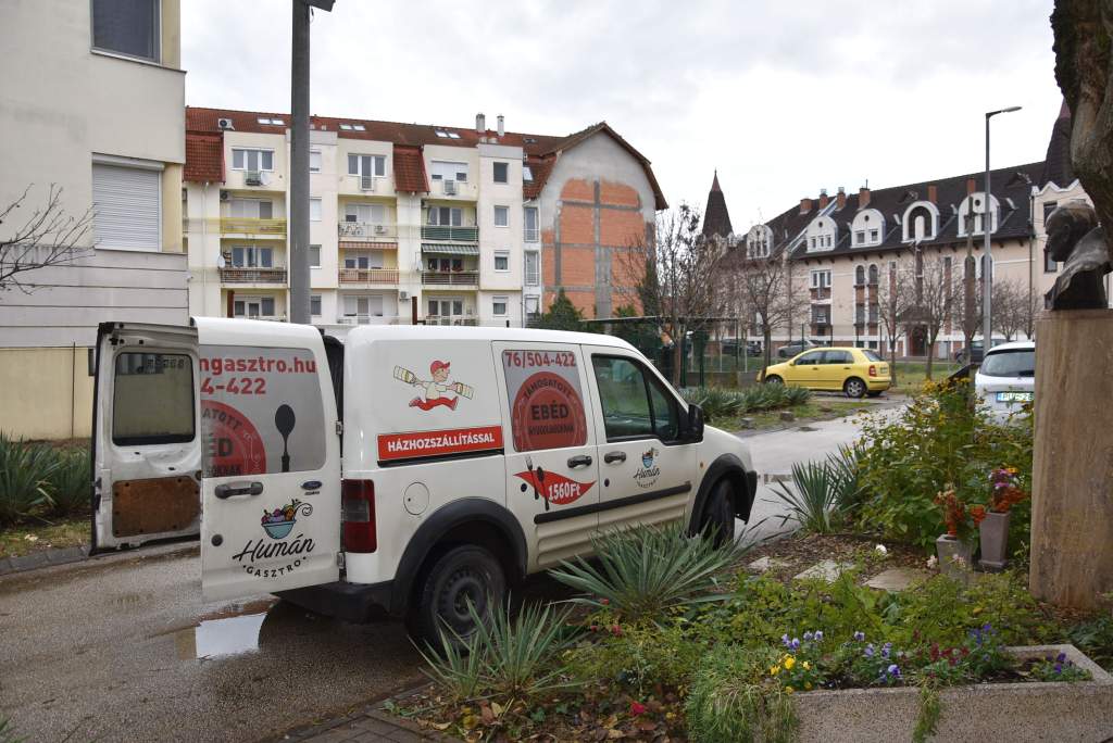 Jószívűség tálalva – Az örmény nemzetiségi önkormányzat étkeztette a rászorultakat