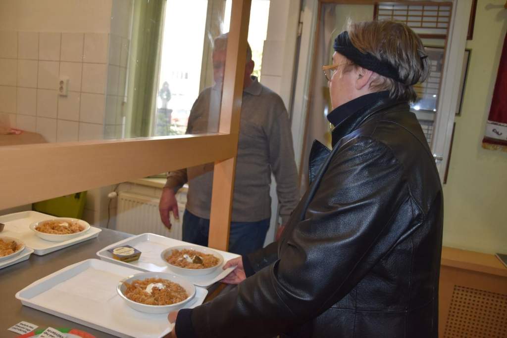 A krisztusi szeretet útján – Étel és remény a Wojtyla Ház asztalán