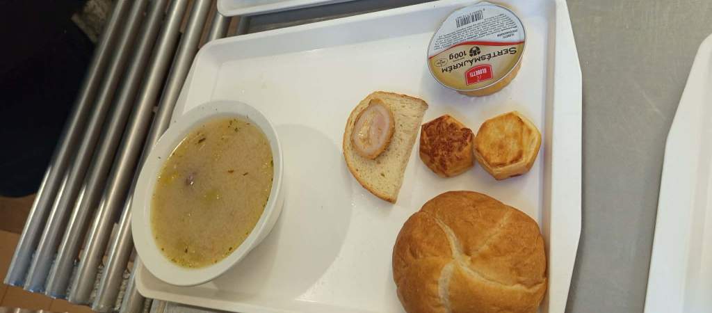 Nemes gesztus a barázdákon túl: Muhari Béla gondoskodott a wojtylások szombati ebédjéről