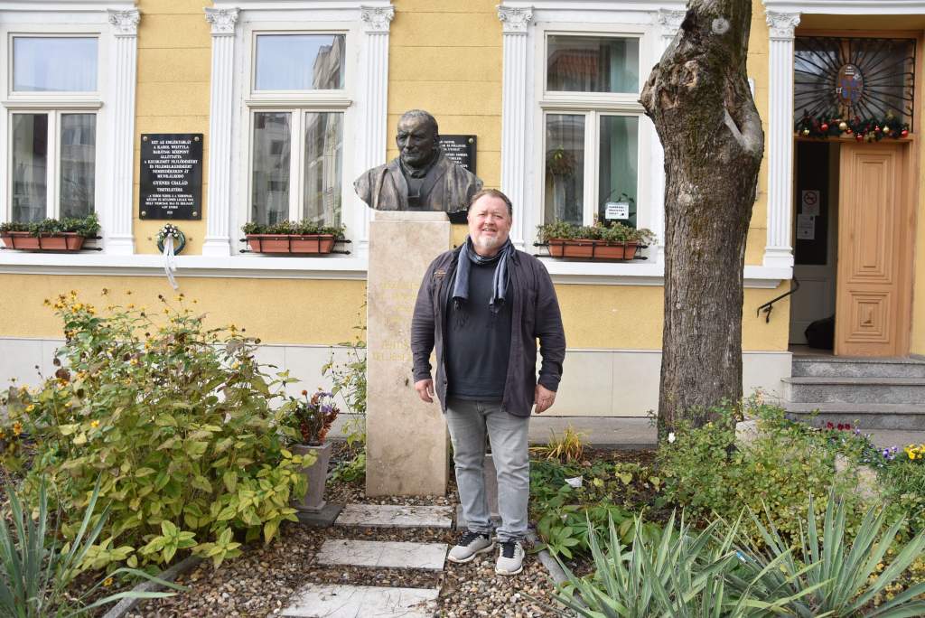 Szeretetlakoma a Magyar Kultúra Napján a Chicken-Food tulajdonosaitól