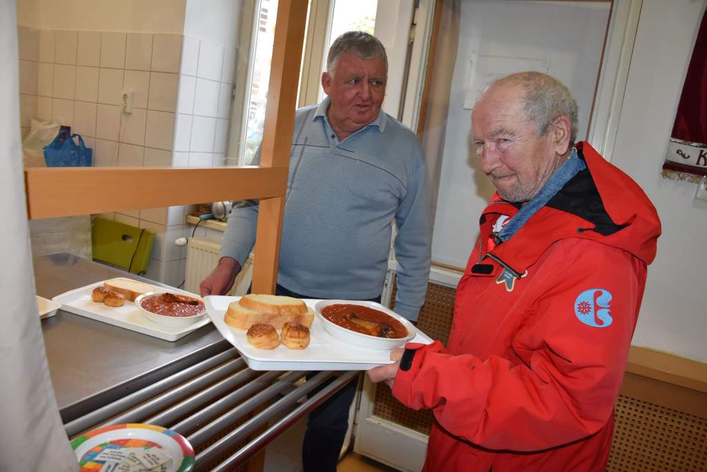 Ízletes falatokban öltött testet a katonatelepiek Krisztus-hite
