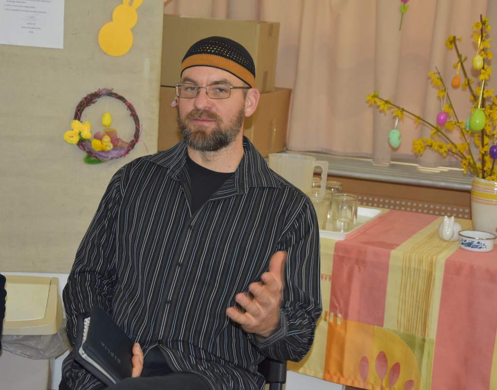 Az irgalmasság arcai – Bibliai üzenet a rászorulóknak