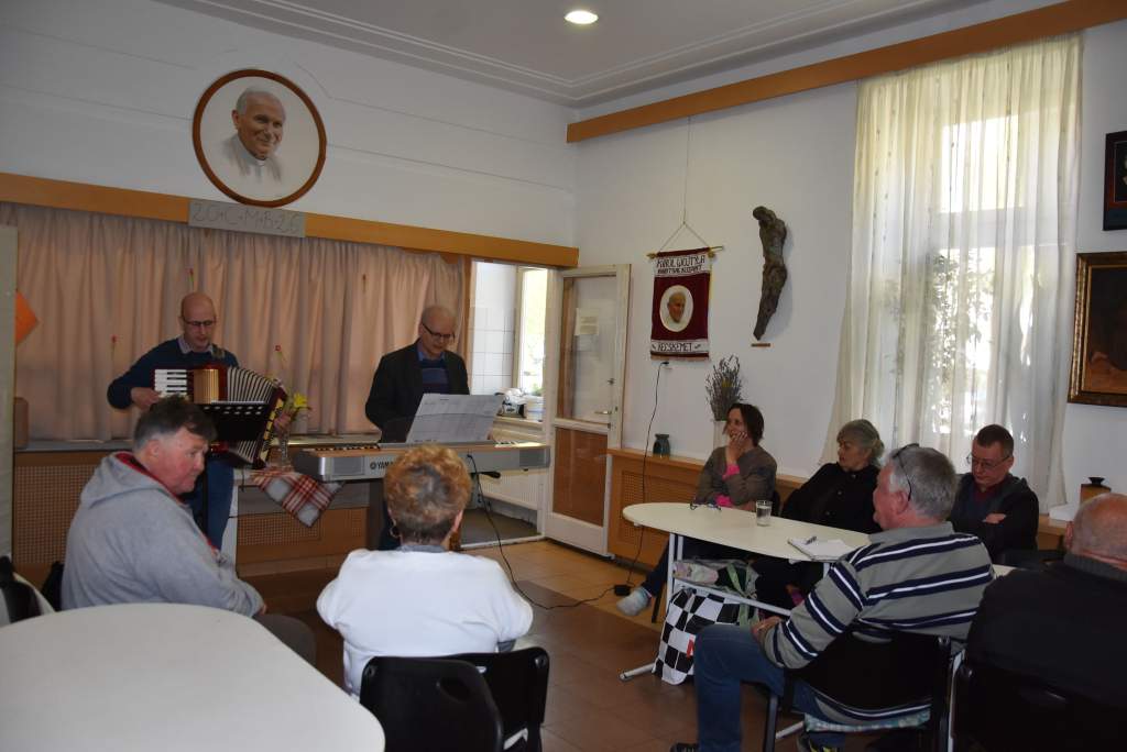 Áhítattal és keresztény énekekkel szolgáltak a kecskeméti baptisták