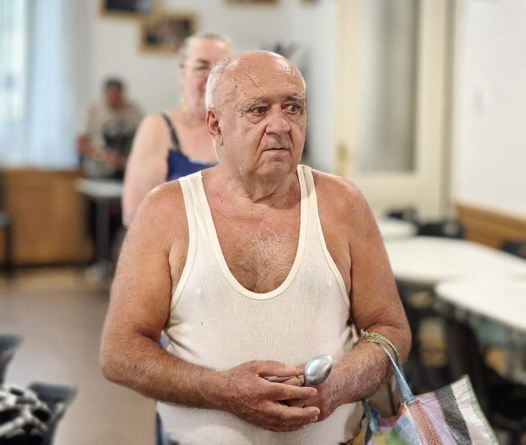 A cselekvő szeretet aranyfedezete: Szabó Antal szeptemberi jótéteménye