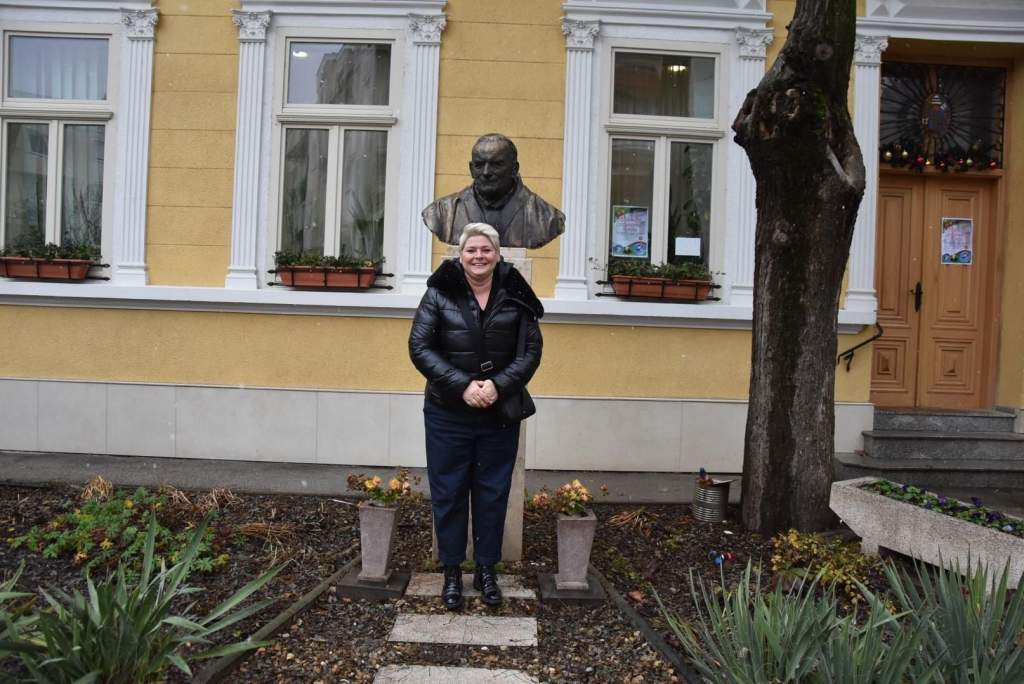 Jótékonyság felsőfokon: Andrássy Cintia és családja ma is asztalt terített az elesetteknek