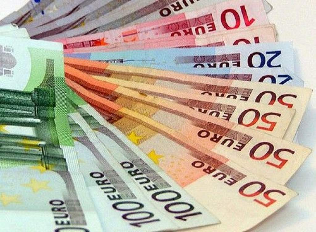 Egyre távolabb a magyar eurótól
