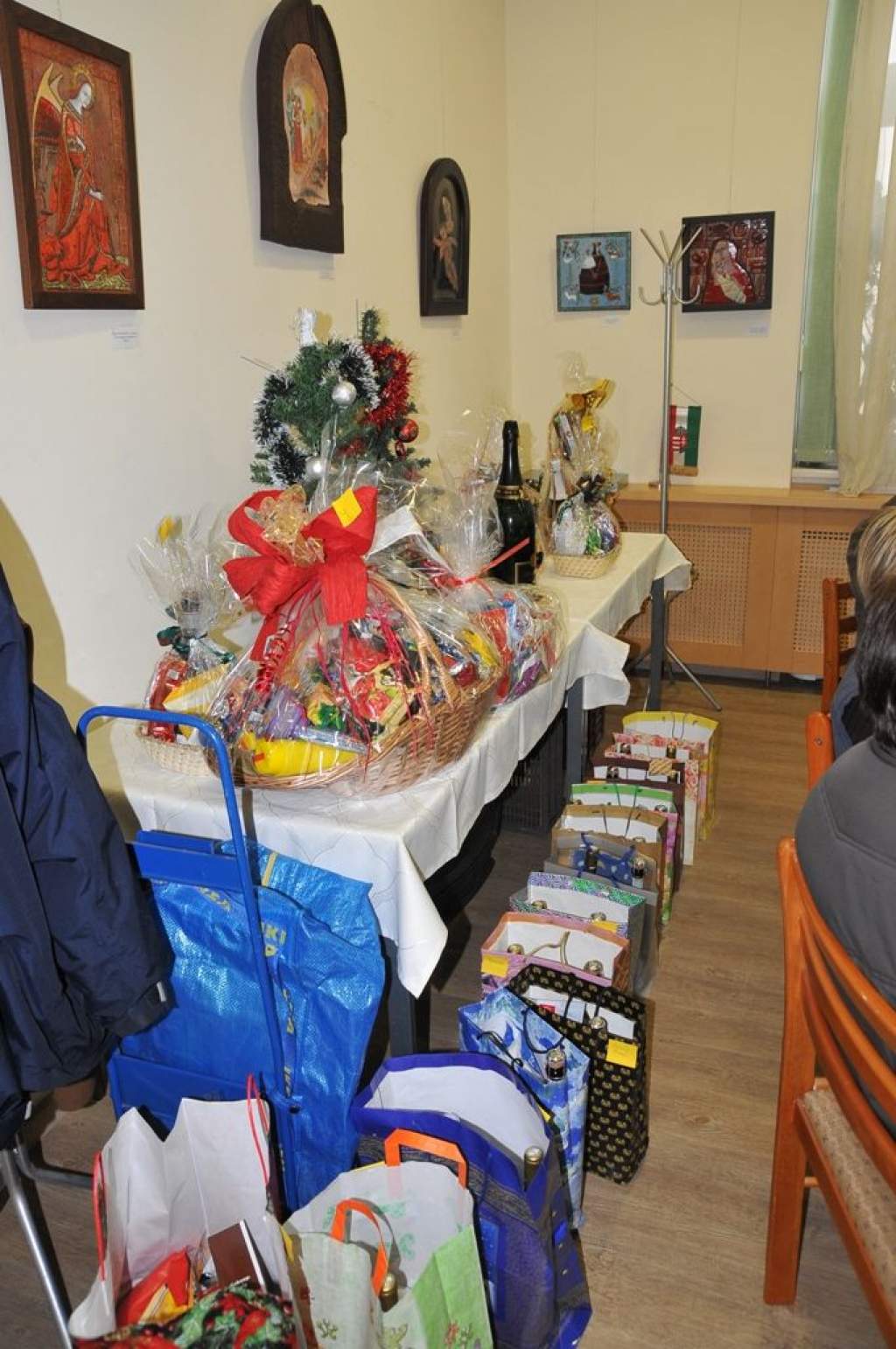 Karácsonyi és évzáró ünnepség a Wojtyla Ház önkénteseinek