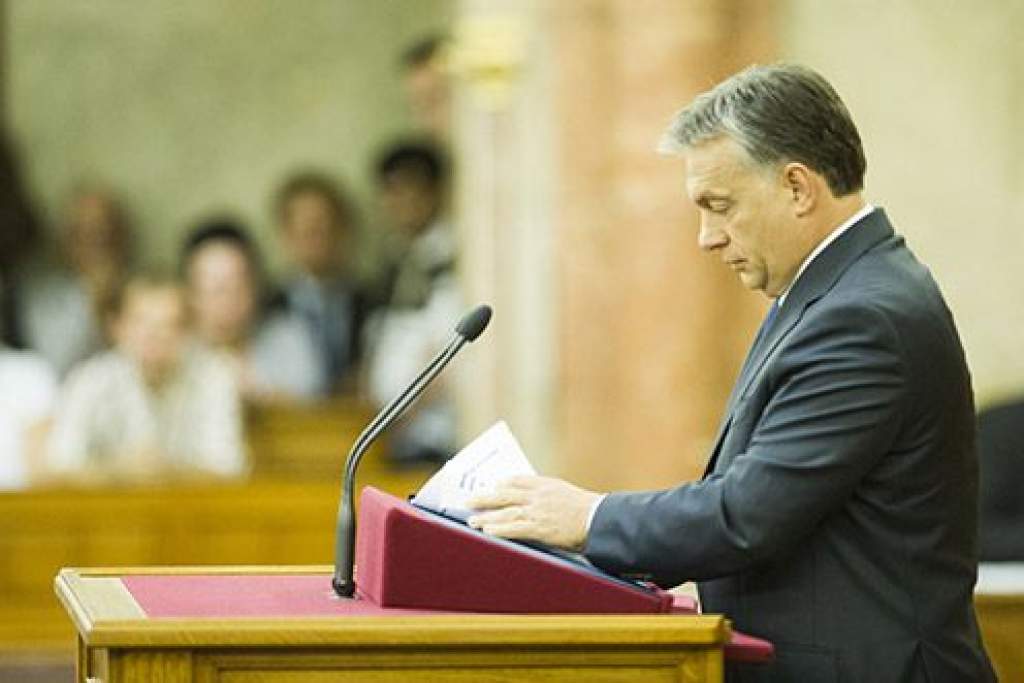 Orbán Viktor: a rezsicsökkentés és a devizahitelesek támogatása nemzeti ügy