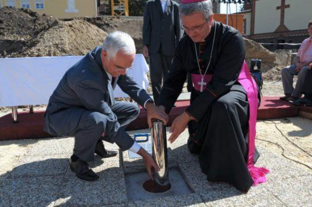 Állami és uniós támogatással épít iskolát az egyházmegye Szombathelyen