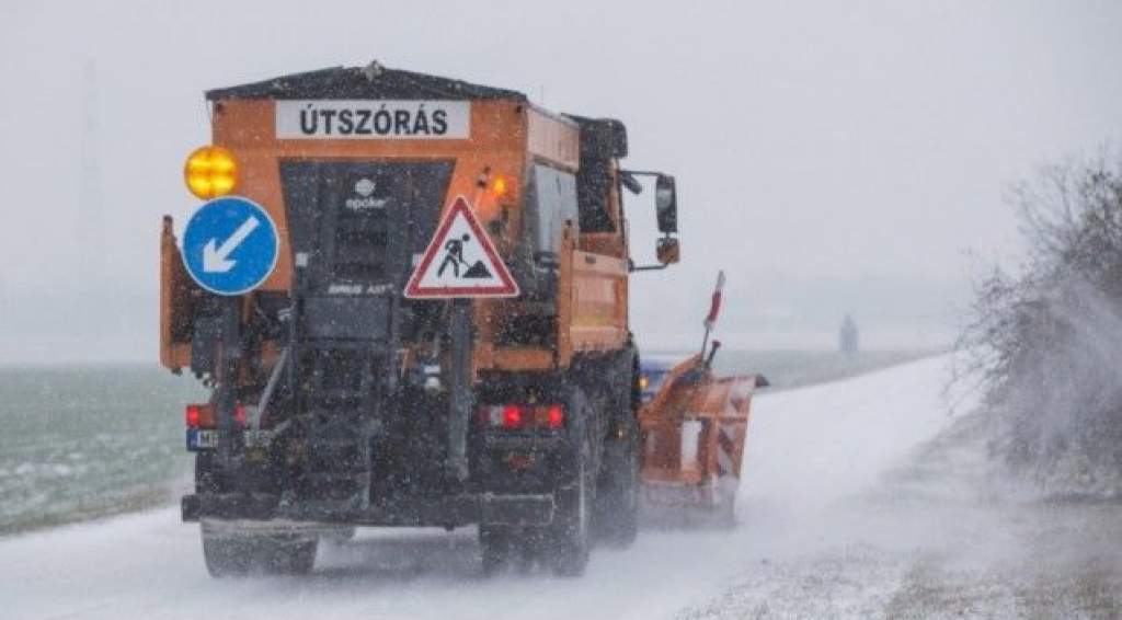 Bács-Kiskunban 7 baleset történt a havazás miatt vasárnap estig