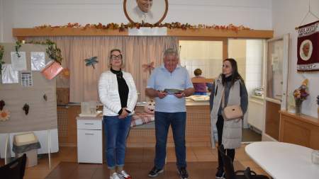 A „Trendalelke” várta finom ebéddel a Wojtyla Ház rászorultjait A „Trendalelke” várta finom ebéddel a Wojtyla Ház rászorultjait