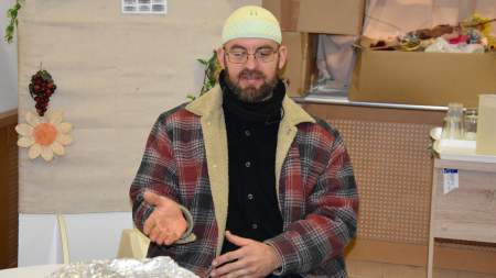 Bibliai üzenet és tálcán kínált szeretet a Jahuah Útja Egyesület felajánlásával