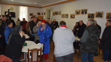 Újra terítéken a szeretet – A főplébánia ebéddel segítette a nélkülözőket