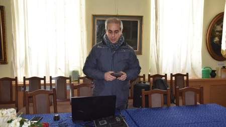 A Távol-Kelet misztikuma felhőkarcolók árnyékában – Malajziai kalandozásairól mesélt Szűcs László a Wojtyla Házban