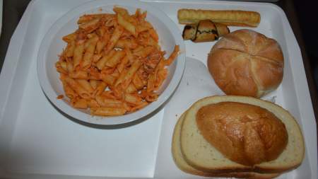 A Párduc nemesi gesztusa: nápolyi napsütés, irodalmi örökség és pompás olasz ízek költöztek a Wojtyla Házba