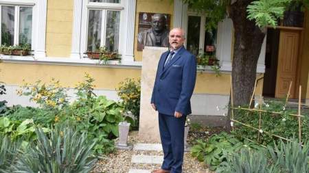 Soha el nem múló gondoskodás: Gulyás János ma is segítő kezet nyújtott