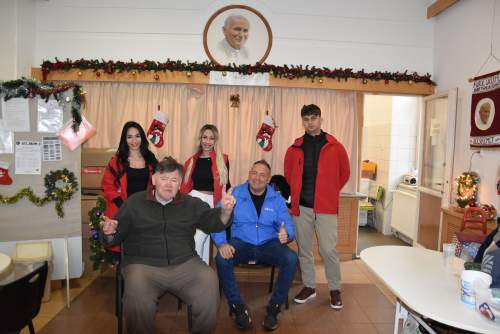 Nagylelkűség és világjáró tapasztalatok – Ünnepi asztalt terít a Wojtyla Központban a Royal Traktor Zrt. elnök-vezérigazgatója