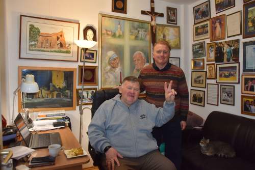 A Jóisten sokat ad, csak néha ronda csomagolásban – Lackfi János a Wojtylában vallott az élet pereméről és a szavak erejéről