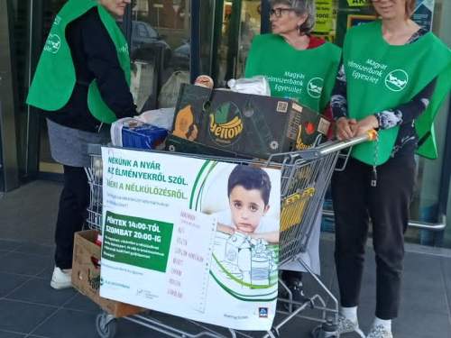 Élelmiszergyűjtés a rászorulókért
